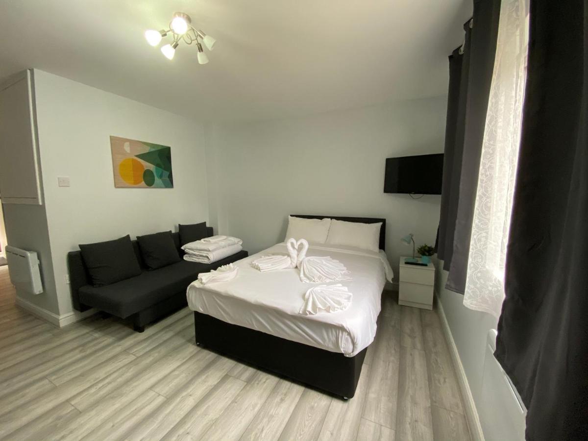 Comfortable - Cosy - Budget Studios In City Center Лондон Экстерьер фото