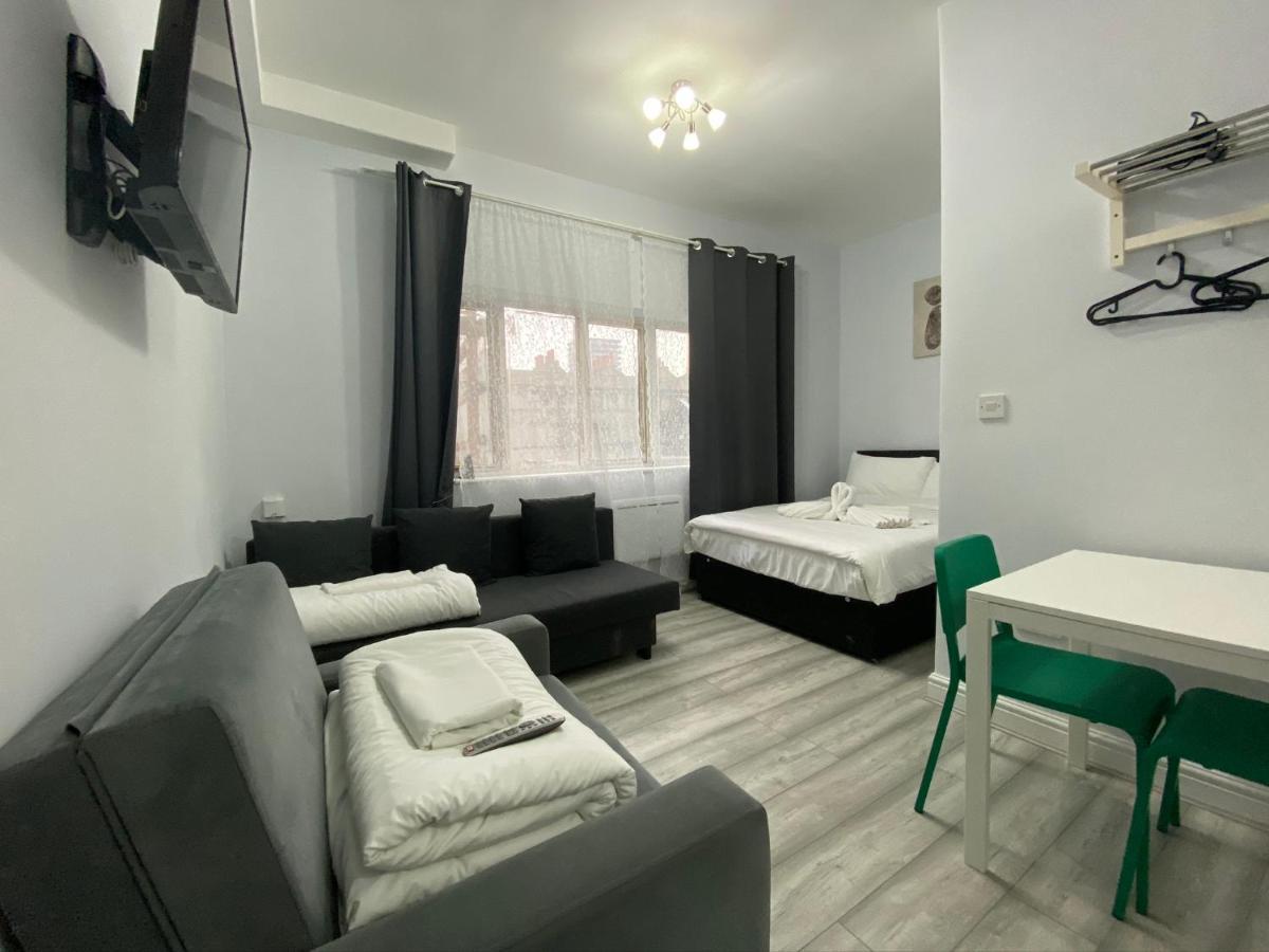 Comfortable - Cosy - Budget Studios In City Center Лондон Экстерьер фото