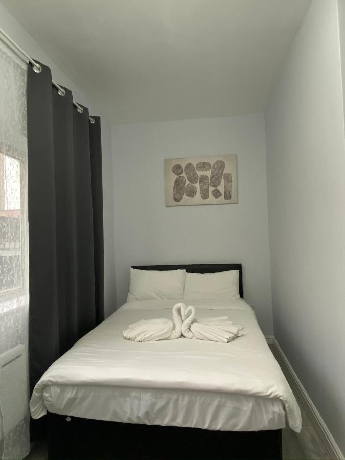 Comfortable - Cosy - Budget Studios In City Center Лондон Экстерьер фото