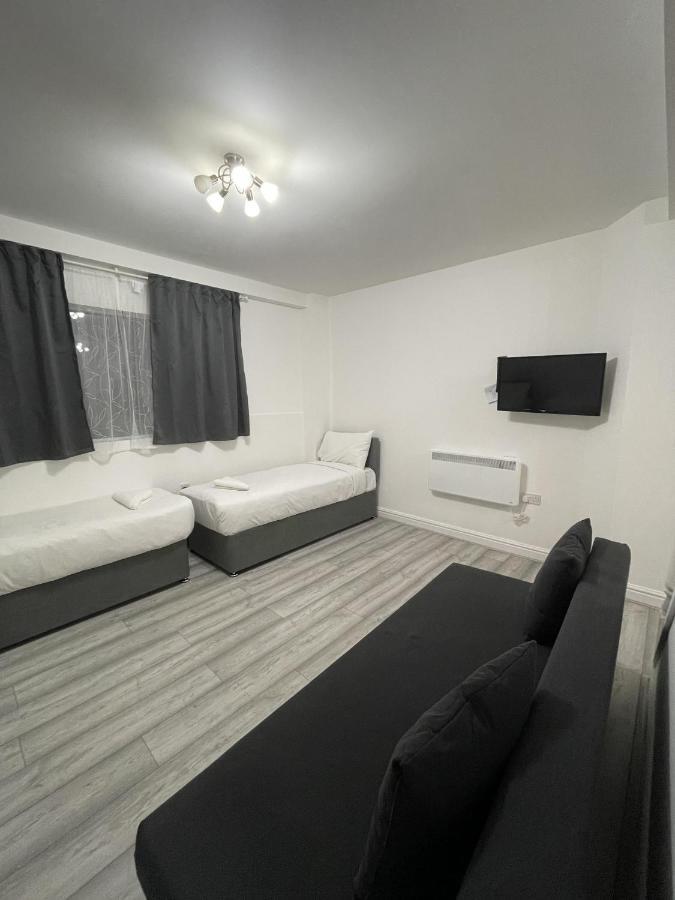 Comfortable - Cosy - Budget Studios In City Center Лондон Экстерьер фото